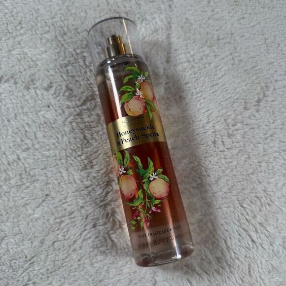 Bath & Body Works Honeysuckle & Peach Spritz Perfume Mist - Picture 1 of 3